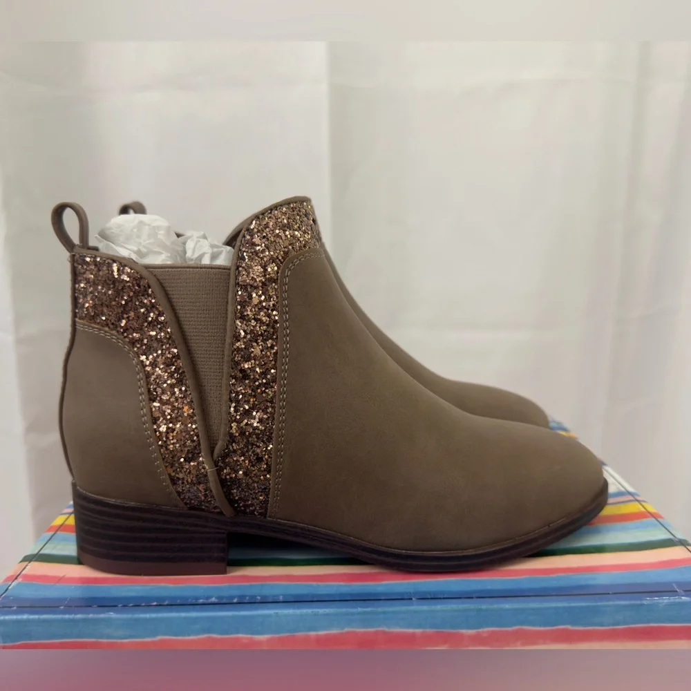 Mia Finche Brown Meadow Glitter Ankle Boots Zipper Inner Ankle Size 3  Kids. NWT
